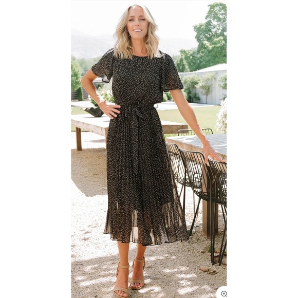 Baltic Born Dresses & Skirts - Baltic Born Prim Pleated Dress Black Tan Leaf Print  Short Flutter Sleeve Small